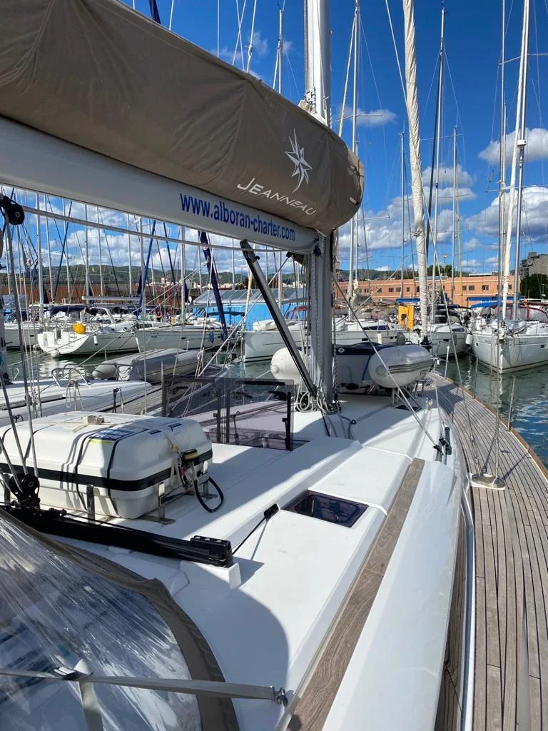 Yacht JEANNEAU Sun Odyssey 519 - Alboran Pacharán - Foto 1