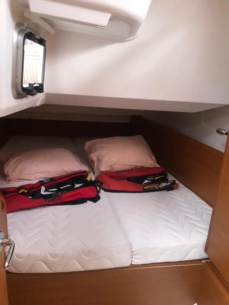 Yacht JEANNEAU Sun Odyssey 419 - Alboran Limoncello - Foto 1