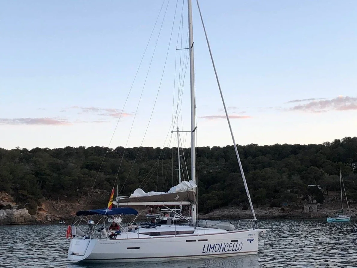 Yacht JEANNEAU Sun Odyssey 419 - Alboran Limoncello - Foto 1