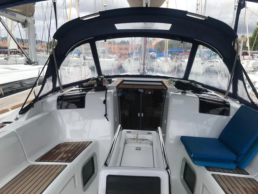 Yacht JEANNEAU Sun Odyssey 419 - Alboran Limoncello - Foto 1