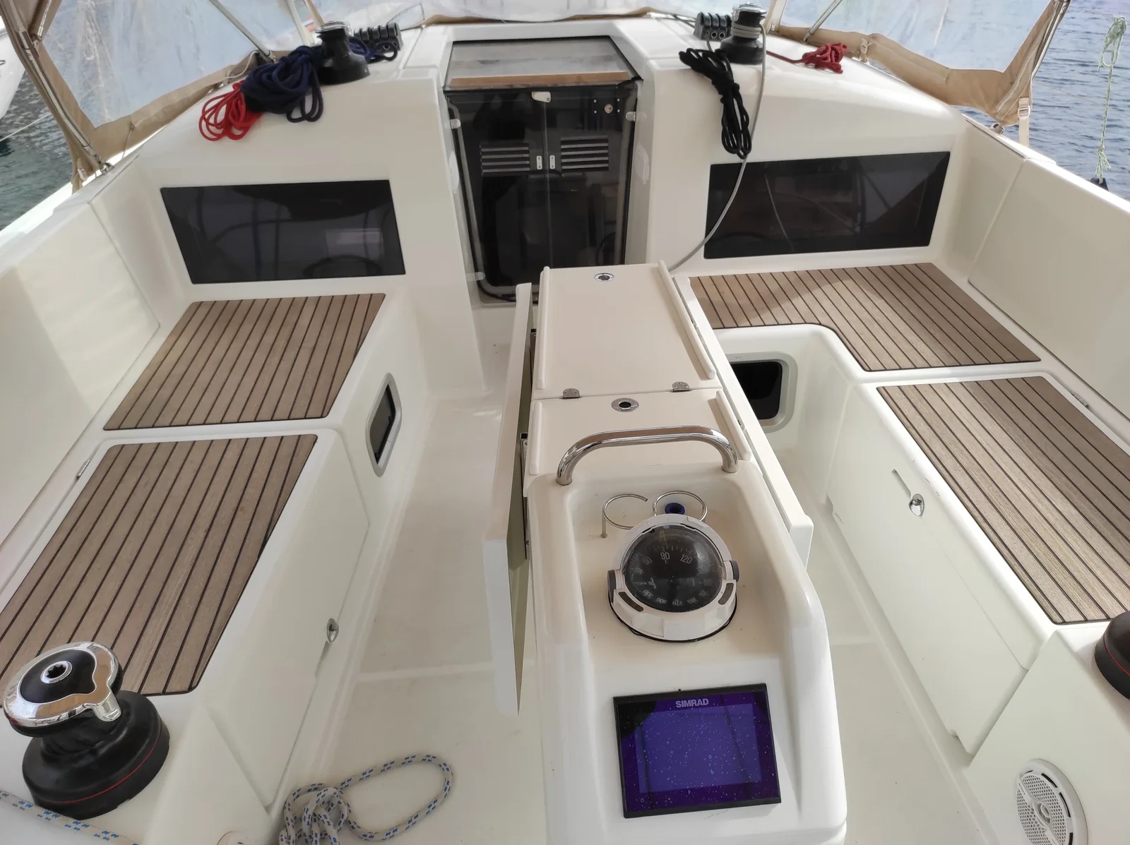 Yacht JEANNEAU Sun Odyssey 440 - Alboran Caipiroska - Foto 1