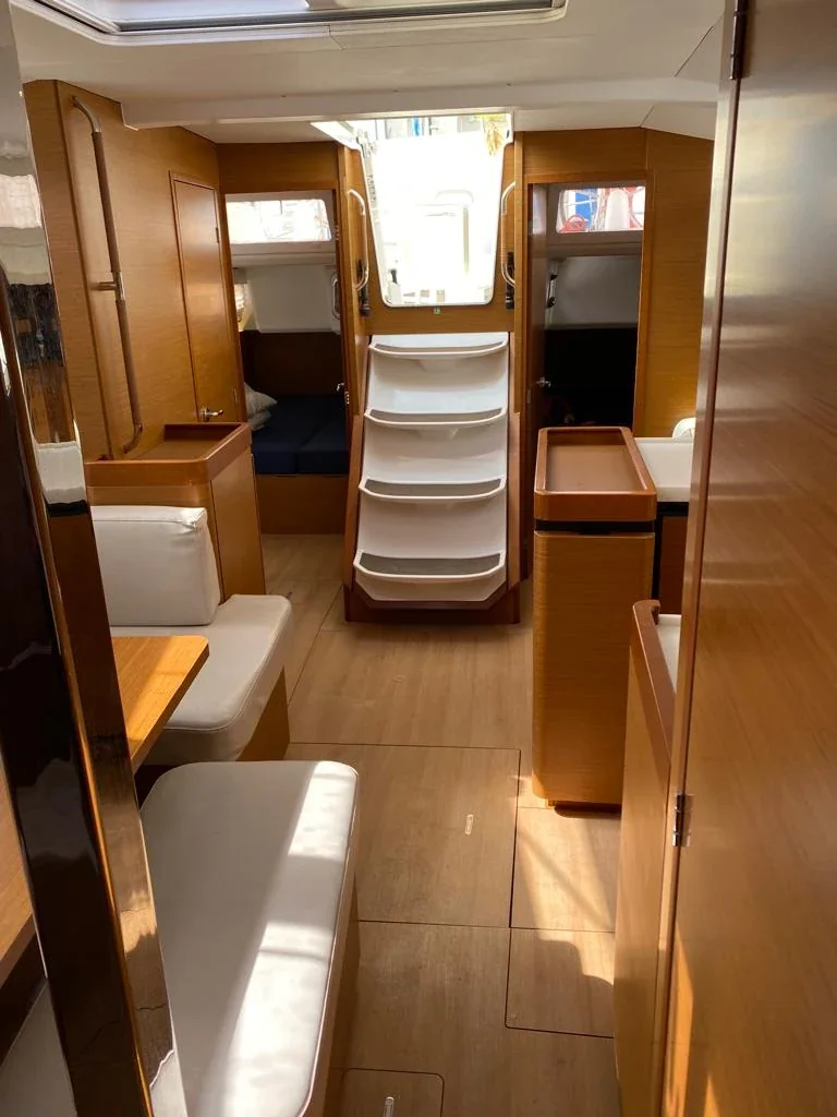 Yacht JEANNEAU Sun Odyssey 440 - Alboran Caipiroska - Foto 1