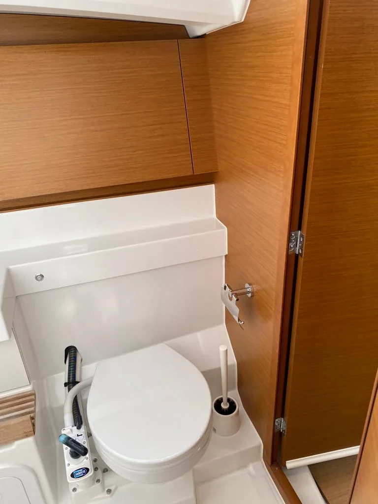 Yacht JEANNEAU Sun Odyssey 440 - Alboran Caipiroska - Foto 1