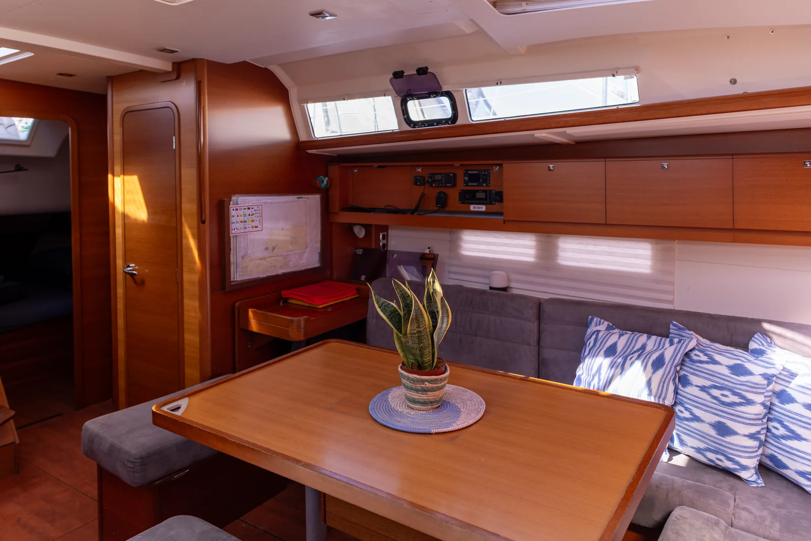 Yacht DUFOUR 460 Grand Large - Rubin - Foto 1