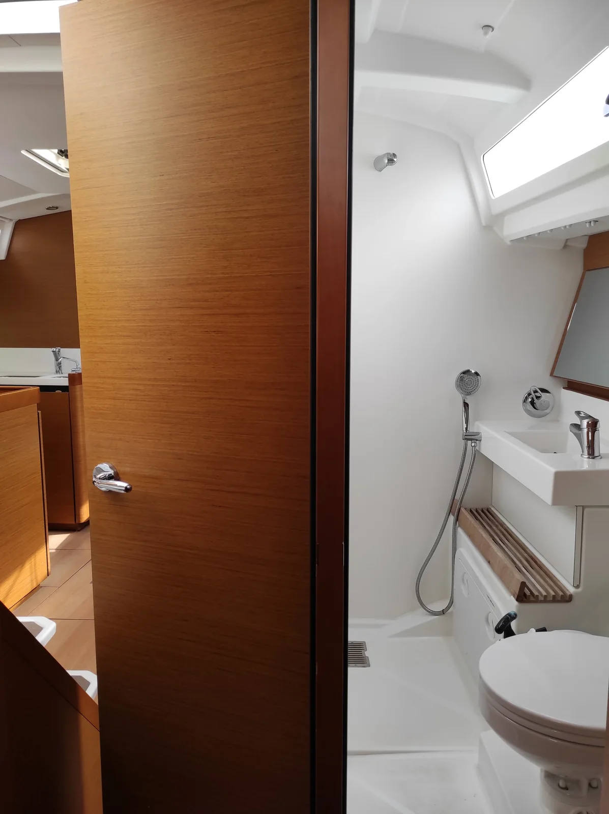 Yacht JEANNEAU Sun Odyssey 440 - Alboran Caipiroska - Foto 1