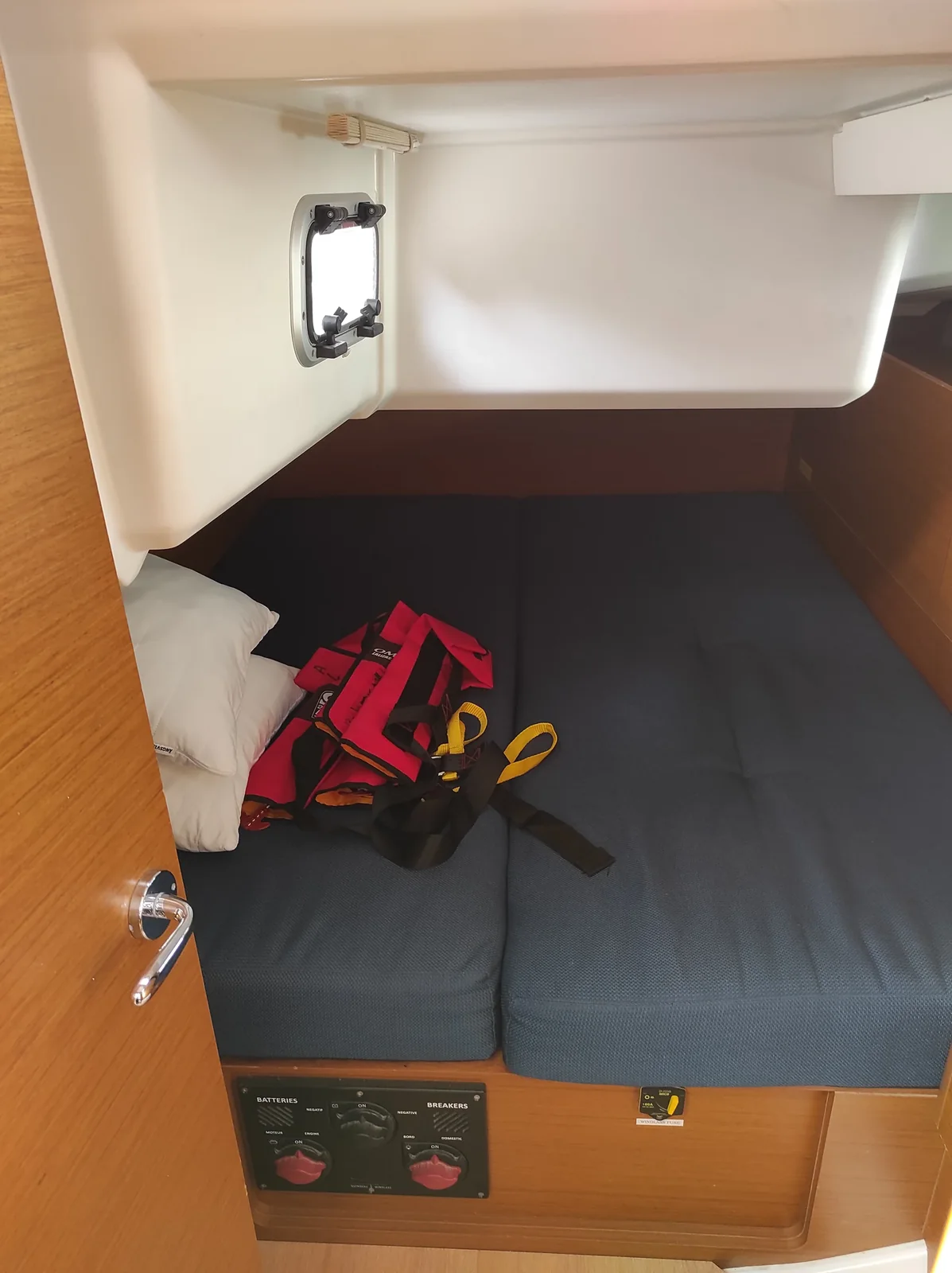 Yacht JEANNEAU Sun Odyssey 440 - Alboran Caipiroska - Foto 1