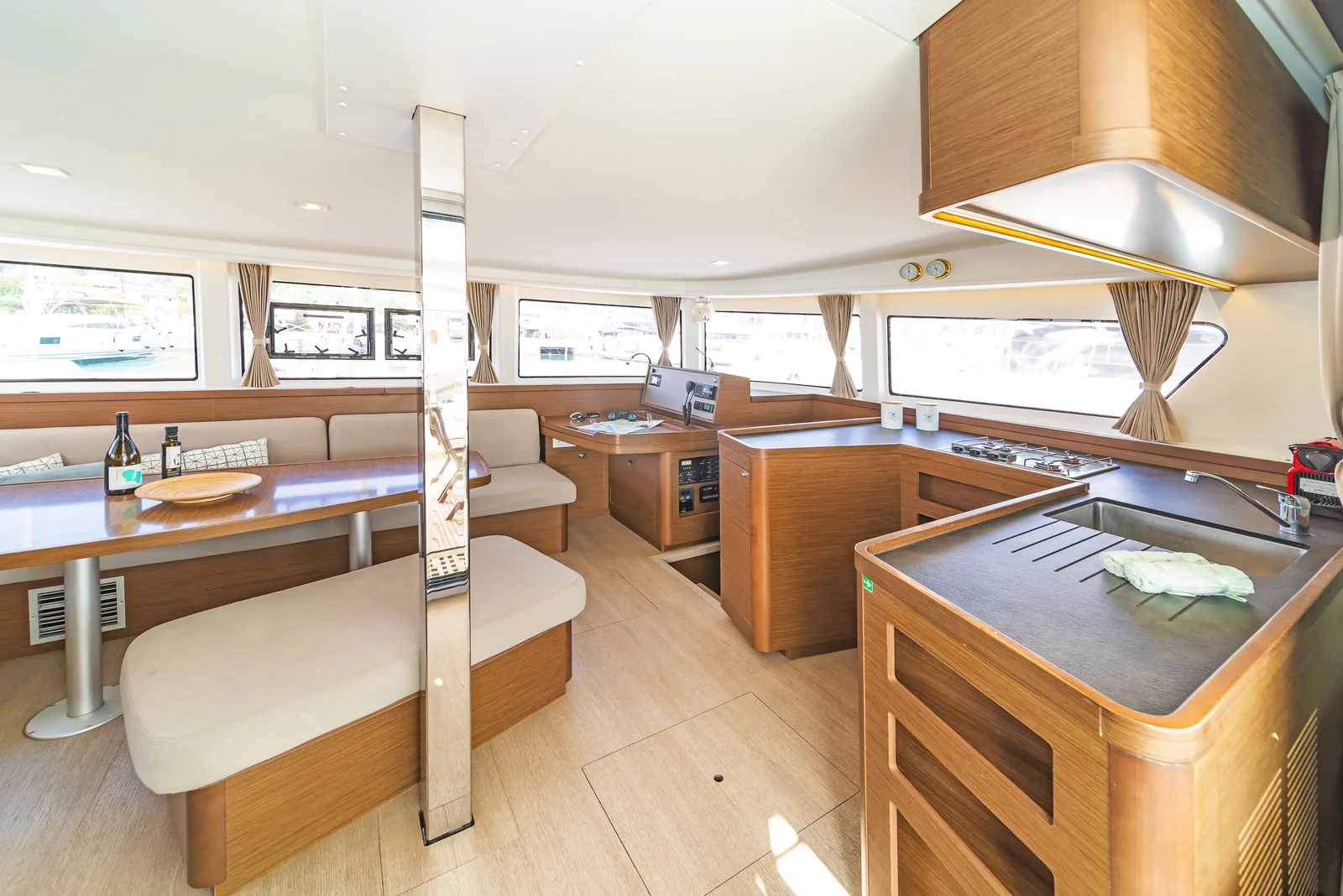 Yacht LAGOON 42 - Equilibrium - Foto 1