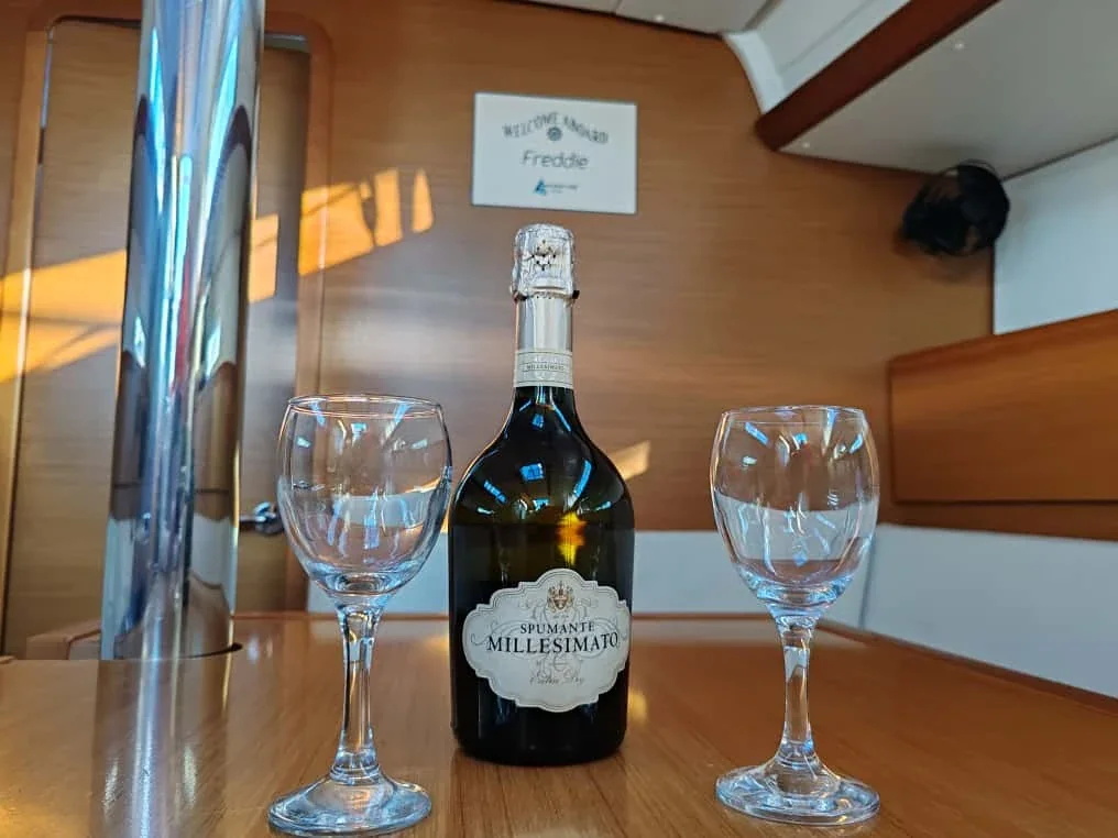 Yacht JEANNEAU Sun Odyssey 389 - Freddie - Foto 1