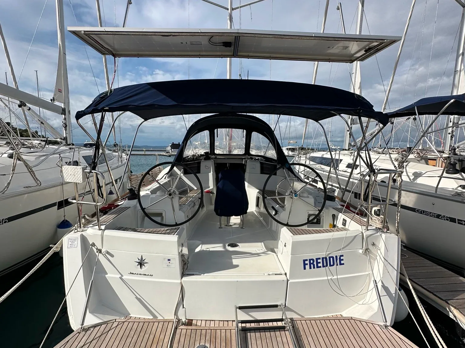 Yacht JEANNEAU Sun Odyssey 389 - Freddie - Foto 1
