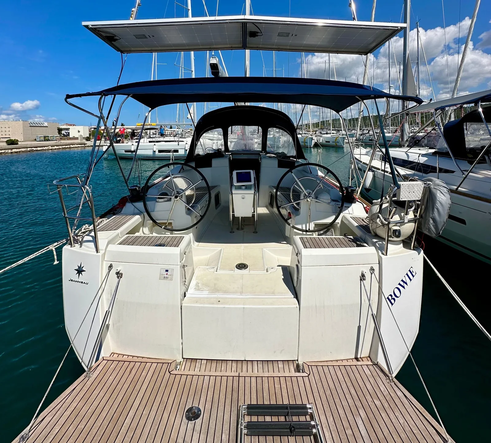 Yacht JEANNEAU Sun Odyssey 419 - Bowie - Foto 1
