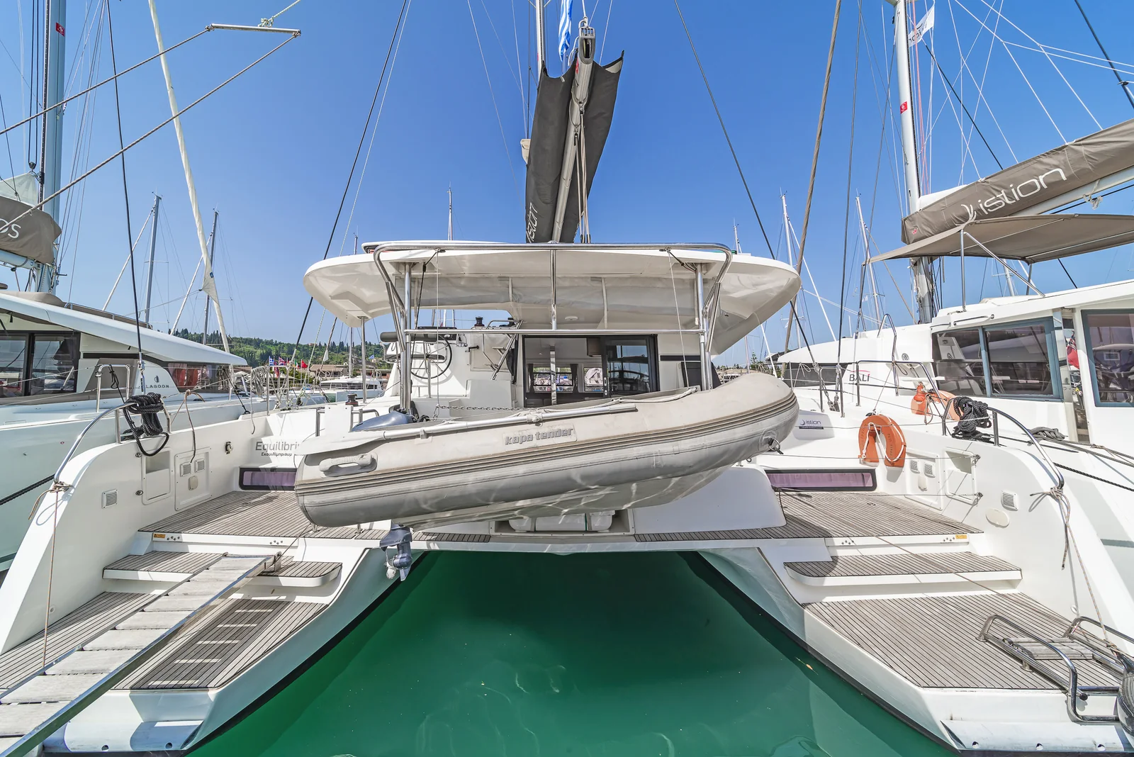 Yacht LAGOON 42 - Equilibrium - Foto 1