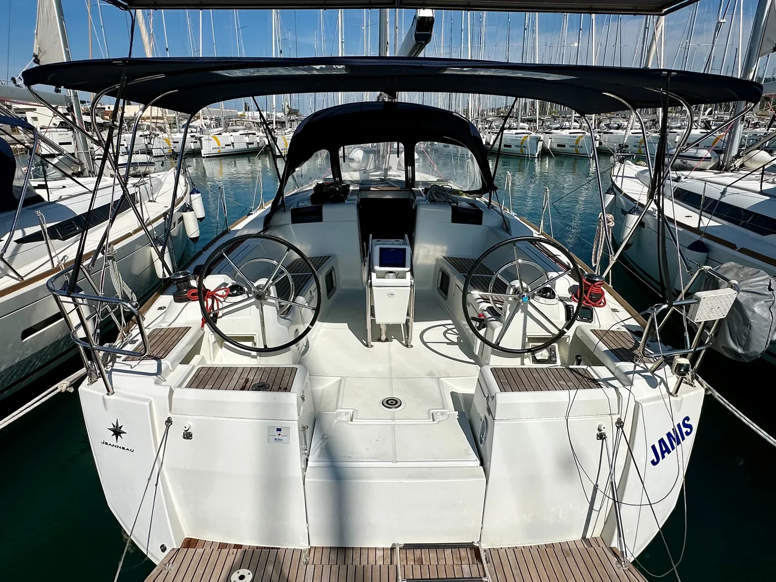 Yacht JEANNEAU Sun Odyssey 449 - Janis