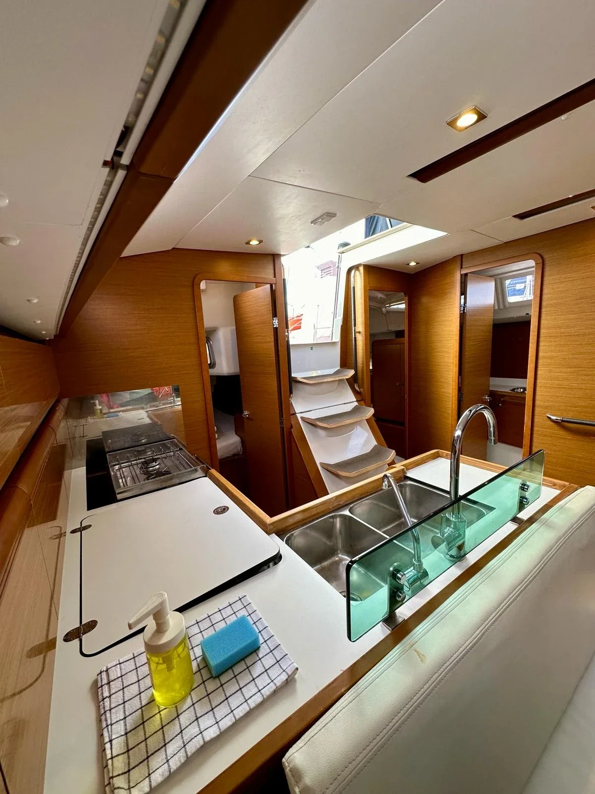 Yacht JEANNEAU Sun Odyssey 449 - Janis - Foto 1