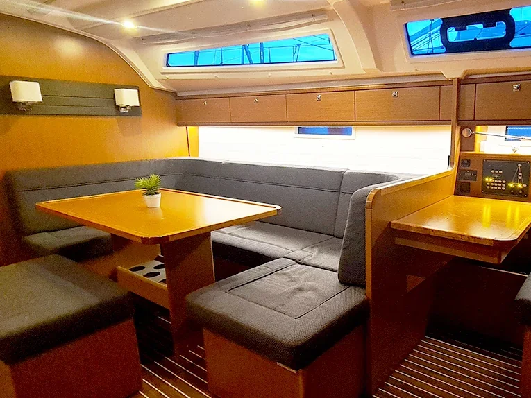 Yacht BAVARIA Cruiser 41 - Bella - Foto 1