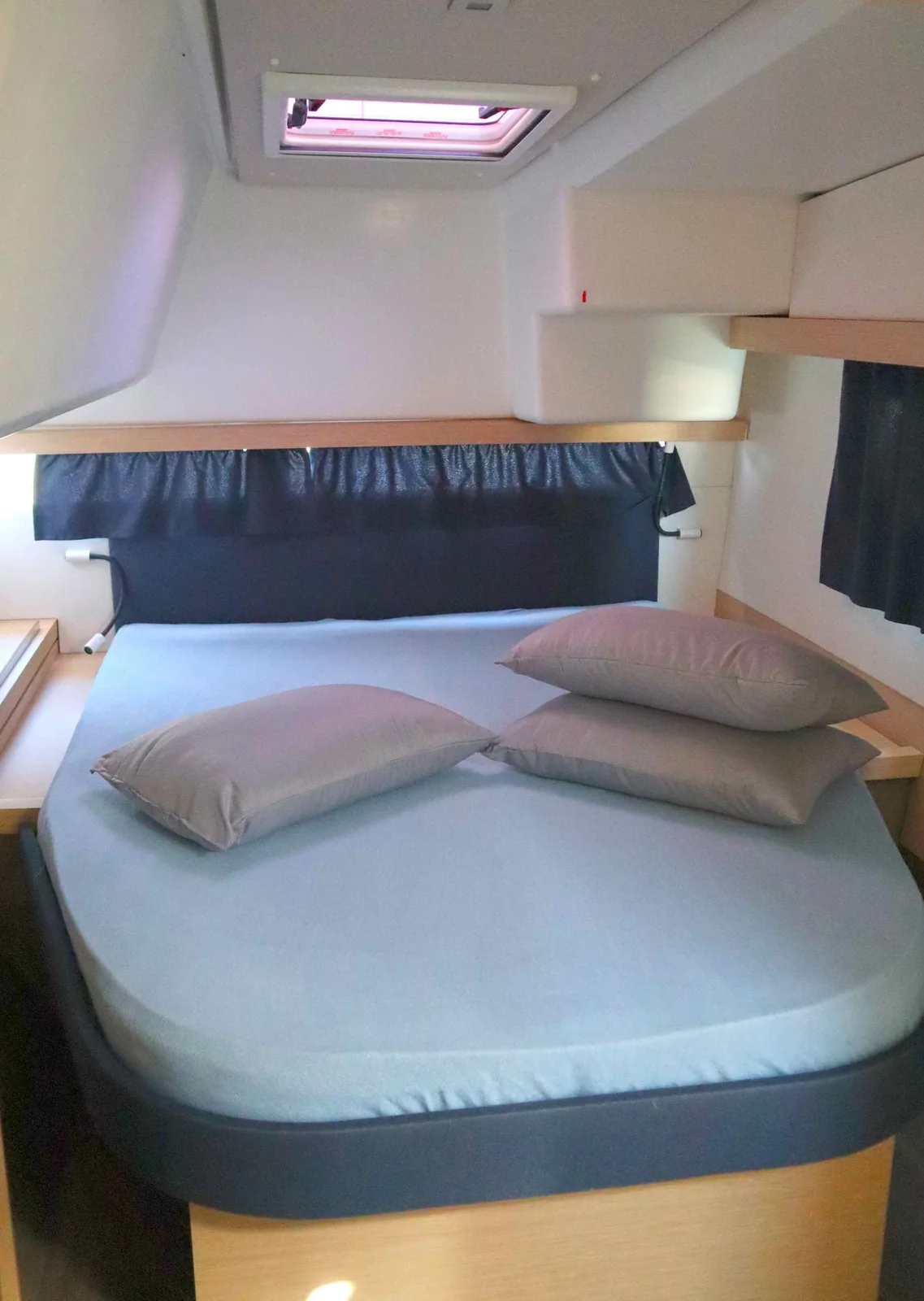 Yacht FOUNTAINE PAJOT Lucia 40 - Alisa - Foto 1
