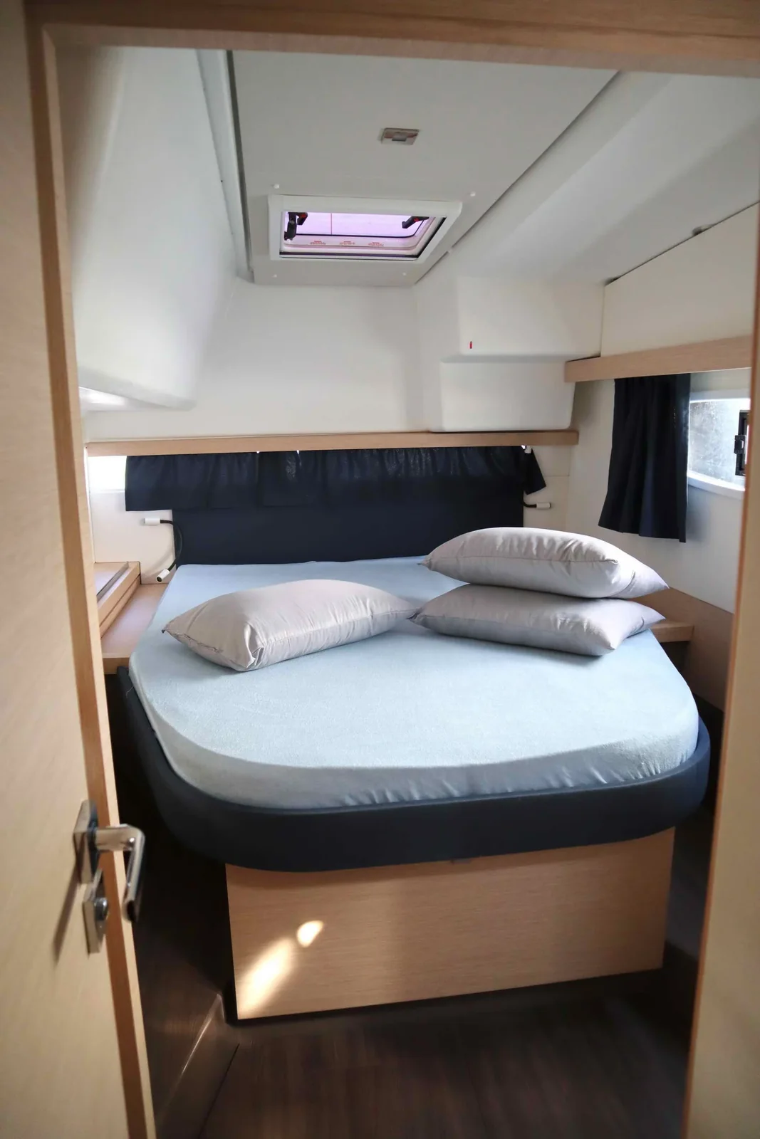 Yacht FOUNTAINE PAJOT Lucia 40 - Alisa - Foto 1