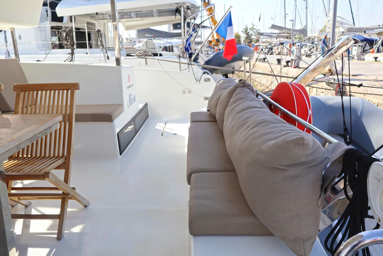 Yacht FOUNTAINE PAJOT Lucia 40 - Alisa - Foto 1