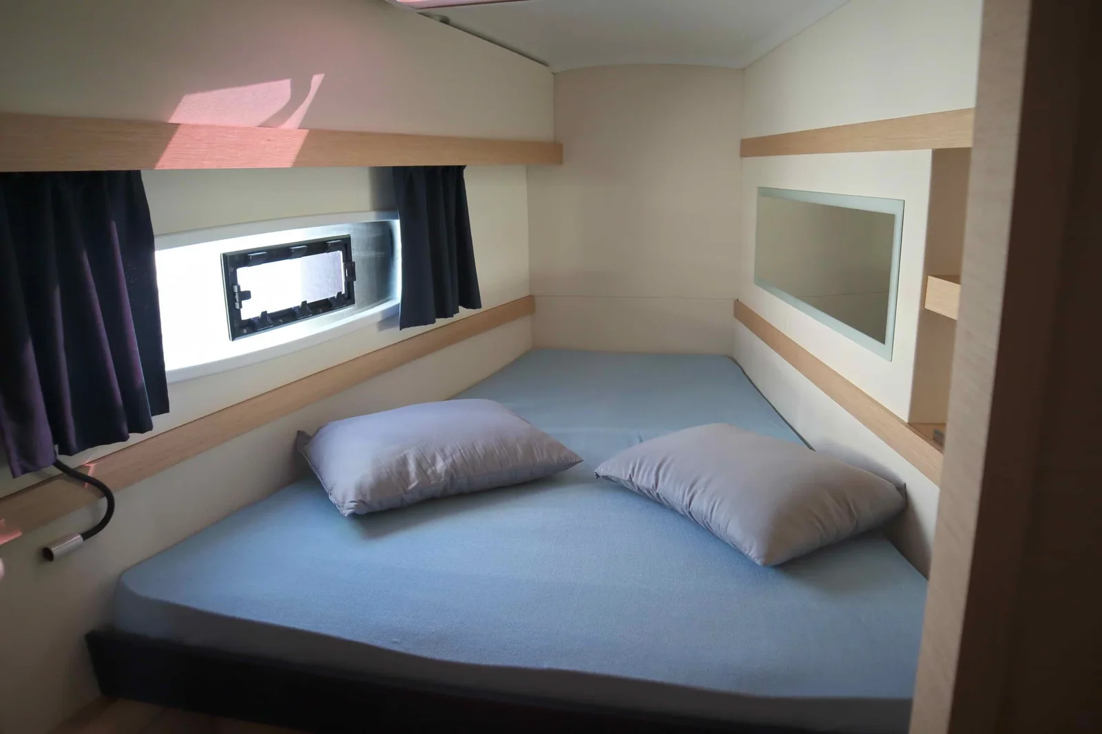 Yacht FOUNTAINE PAJOT Lucia 40 - Alisa - Foto 1
