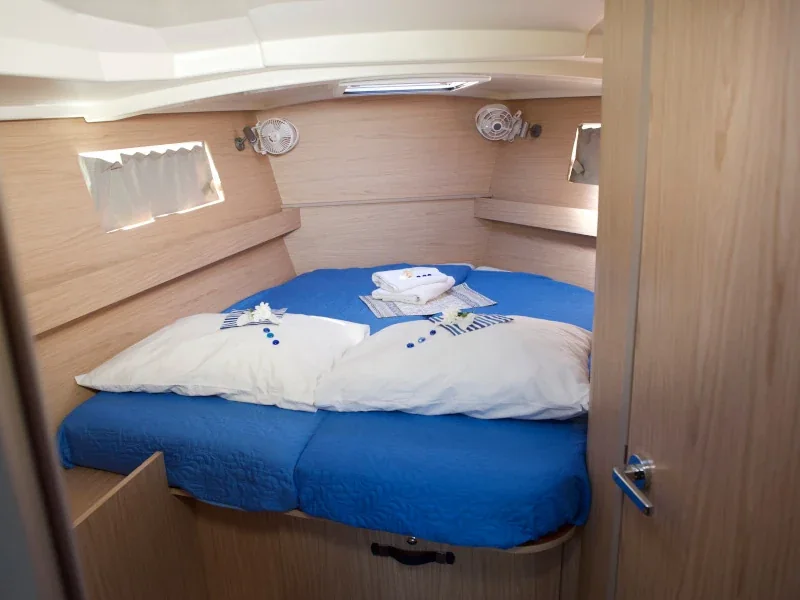 Yacht BENETEAU Oceanis 41.1 - Felice - Foto 1