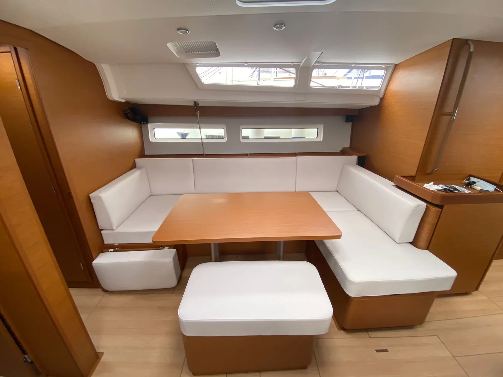 Yacht JEANNEAU Sun Odyssey 490 - Sventola - Foto 1