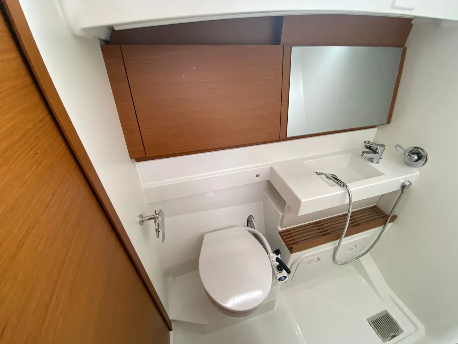 Yacht JEANNEAU Sun Odyssey 490 - Sventola - Foto 1