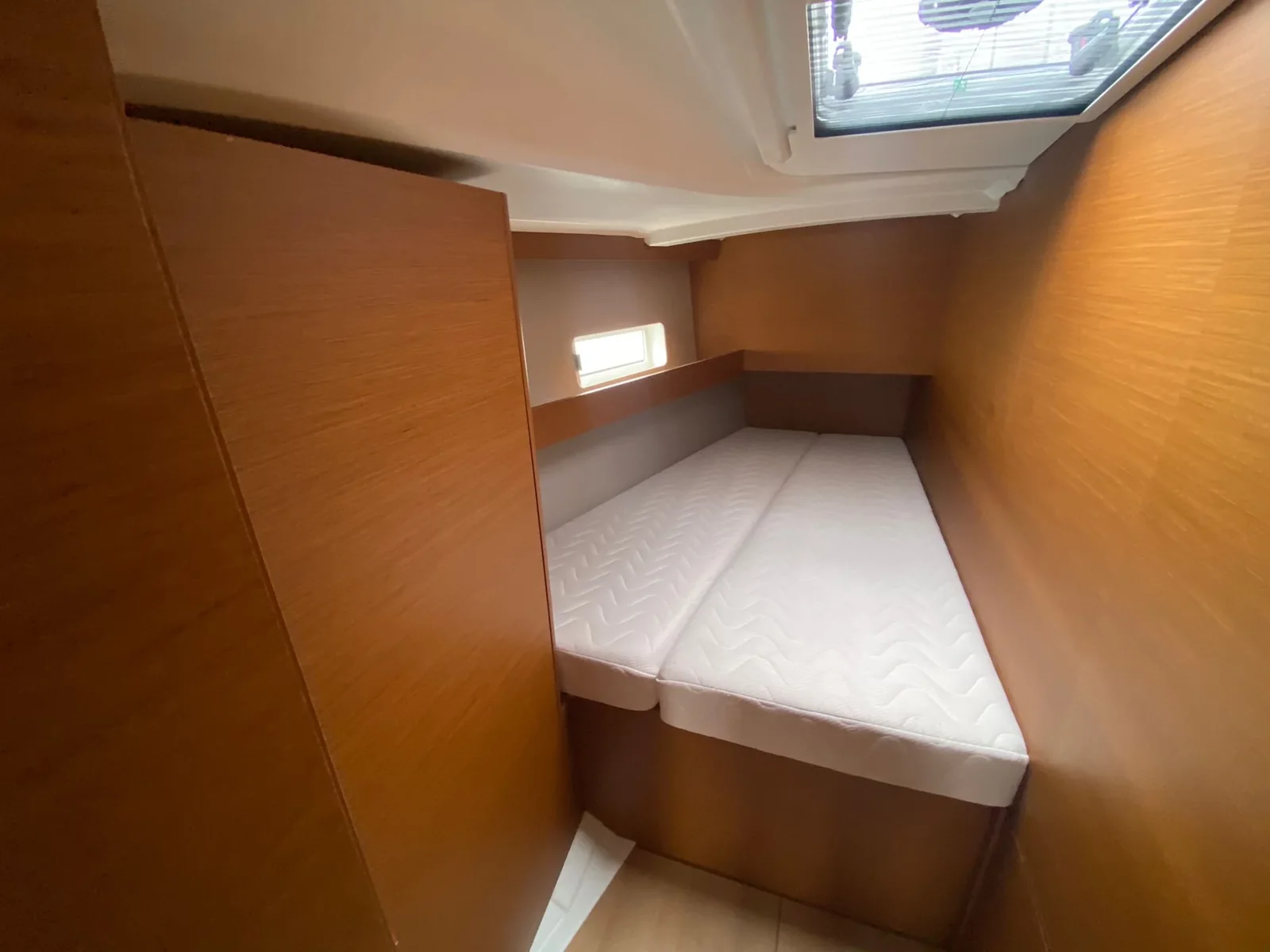 Yacht JEANNEAU Sun Odyssey 490 - Sventola - Foto 1