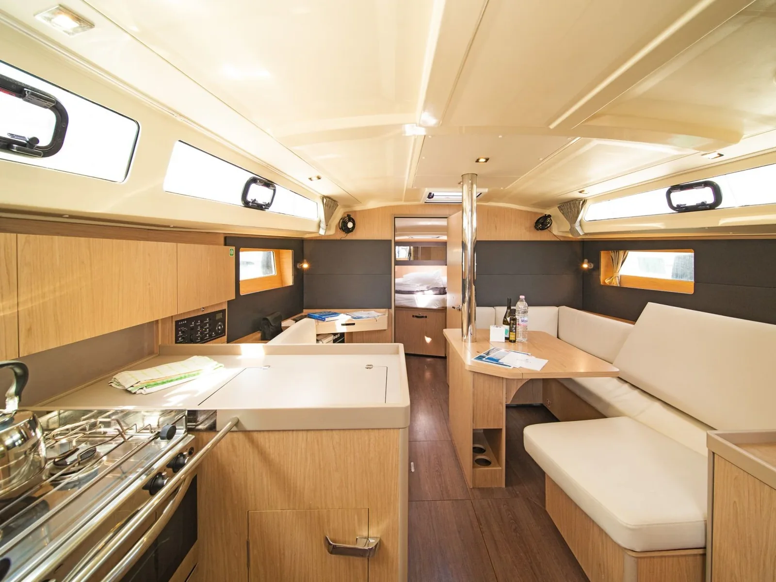 Yacht BENETEAU Oceanis 41.1 - Kos 41