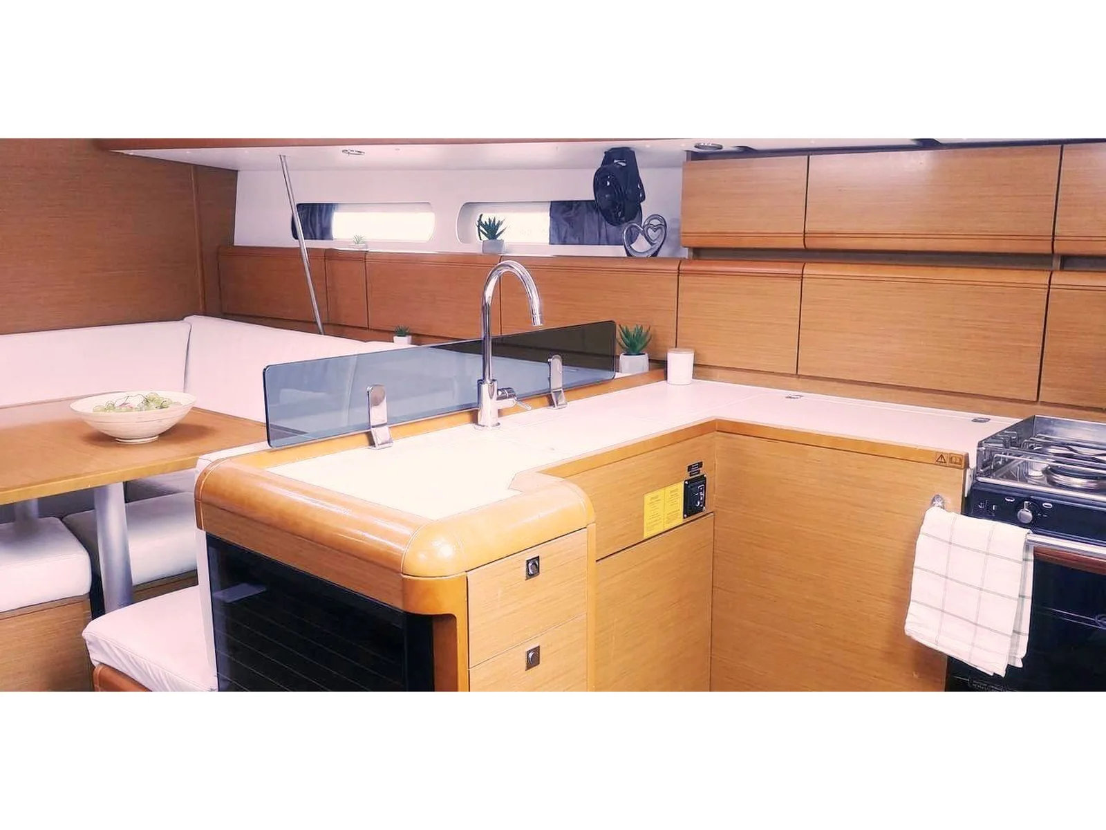 Yacht JEANNEAU Sun Odyssey 409 - Aries - Foto 1