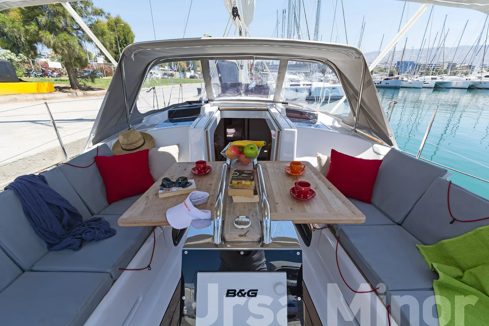 Yacht HANSE 345 - Ursa Minor - Foto 1