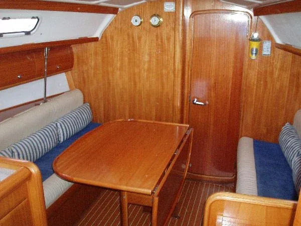 Yacht BAVARIA 32 - Athina - Foto 1