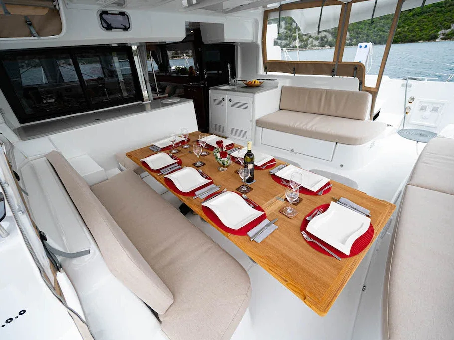 Yacht LAGOON 46 - Kari - Foto 1