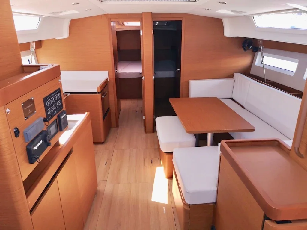 Yacht JEANNEAU Sun Odyssey 490 - Persik - Foto 1