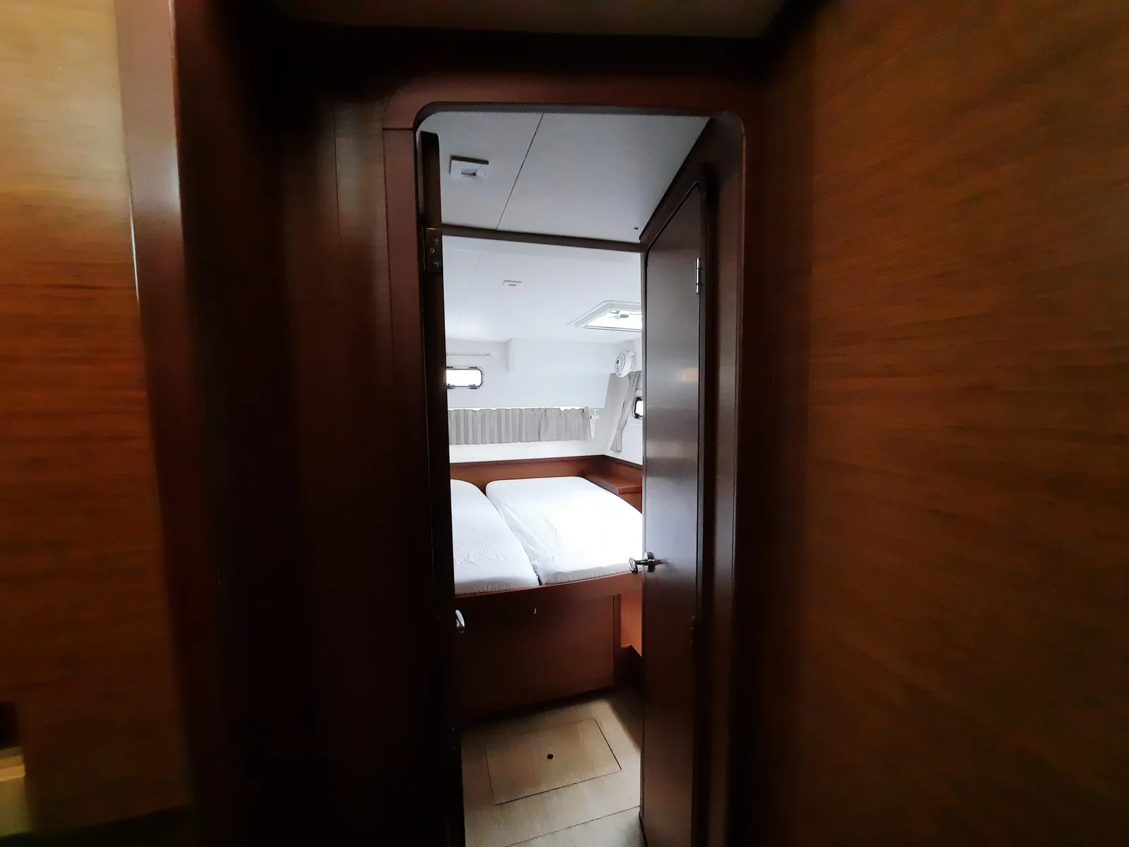 Yacht LAGOON 42 - Senza SE