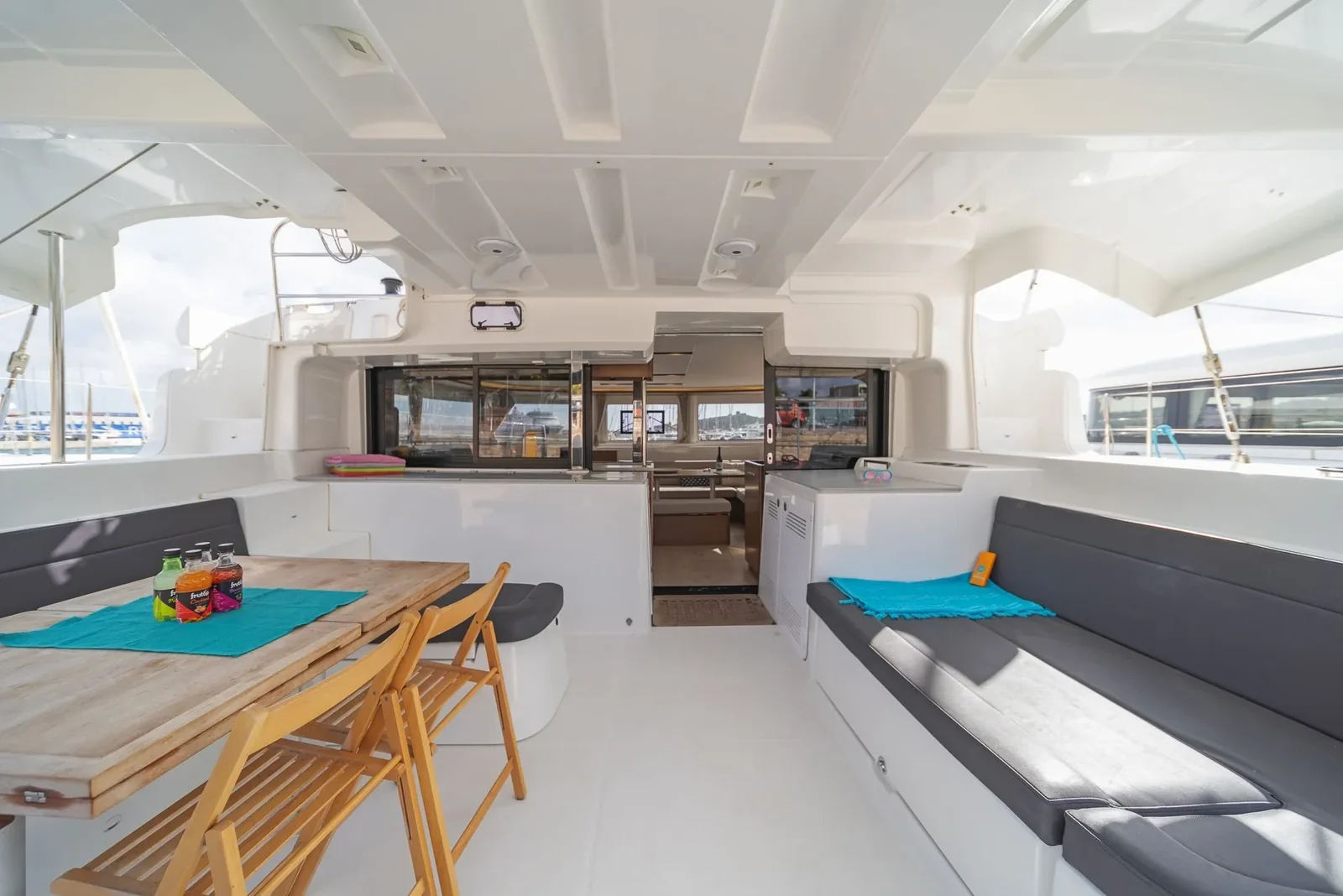 Yacht LAGOON 46 - Lizz - Foto 1