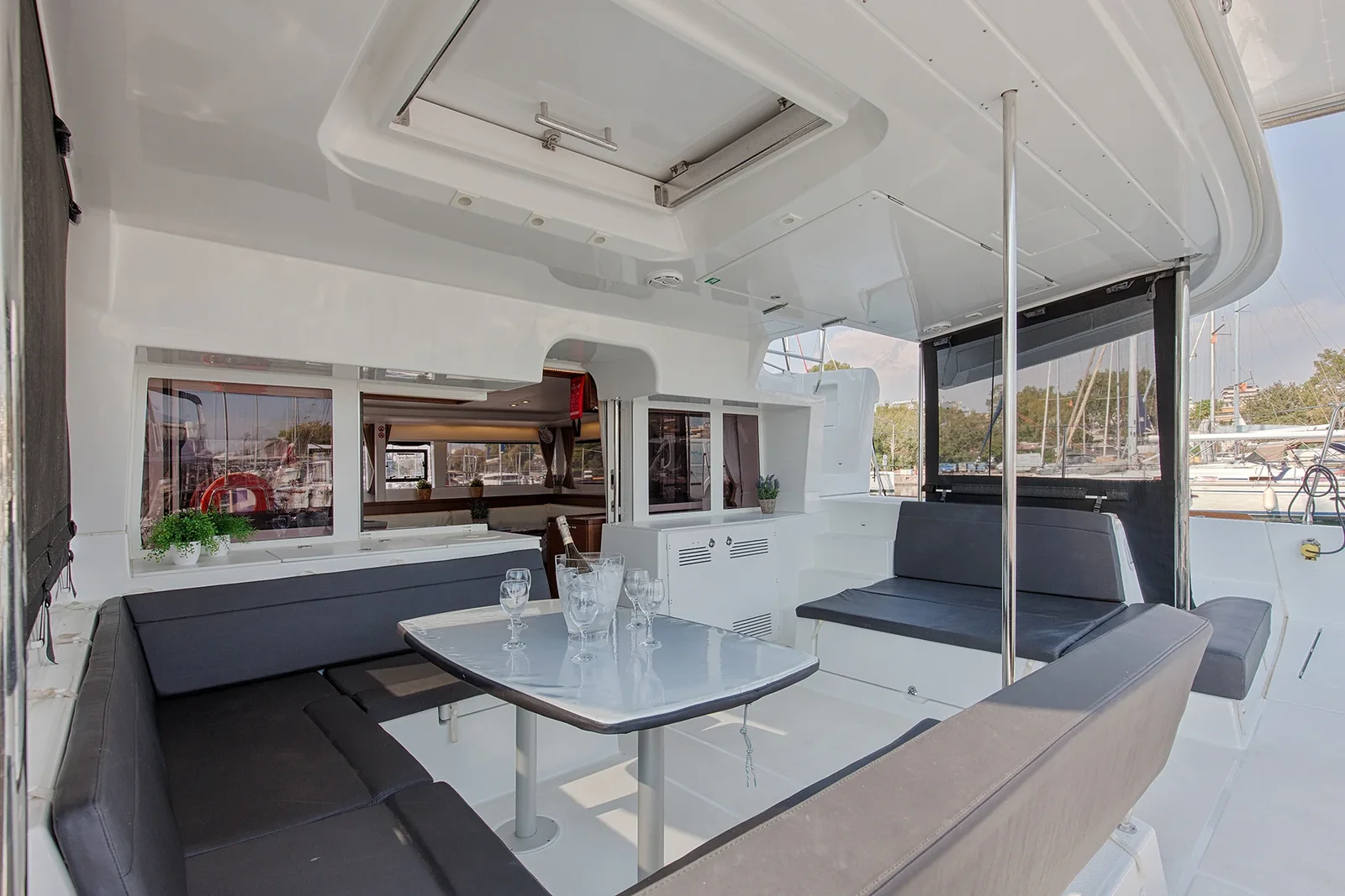 Yacht LAGOON 450 F - Smile - Foto 1
