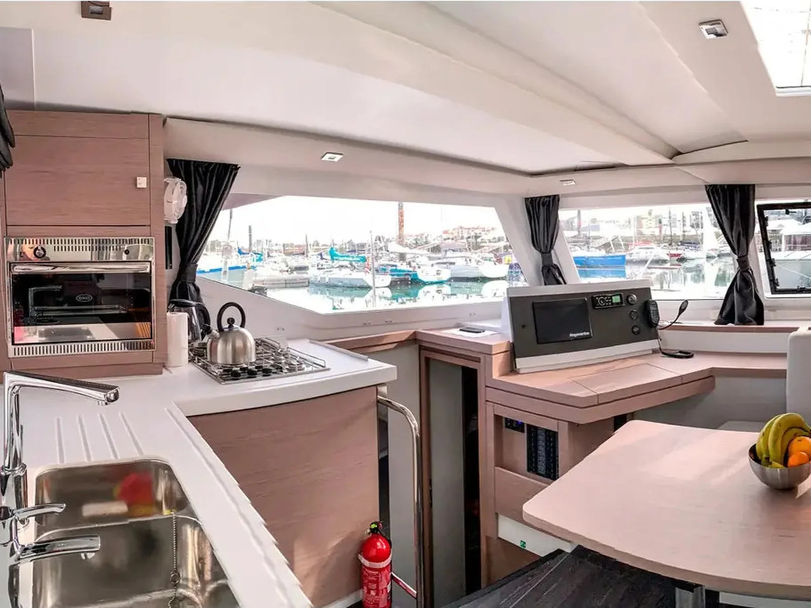 Yacht FOUNTAINE PAJOT Lucia 40 - Merengue - Foto 1