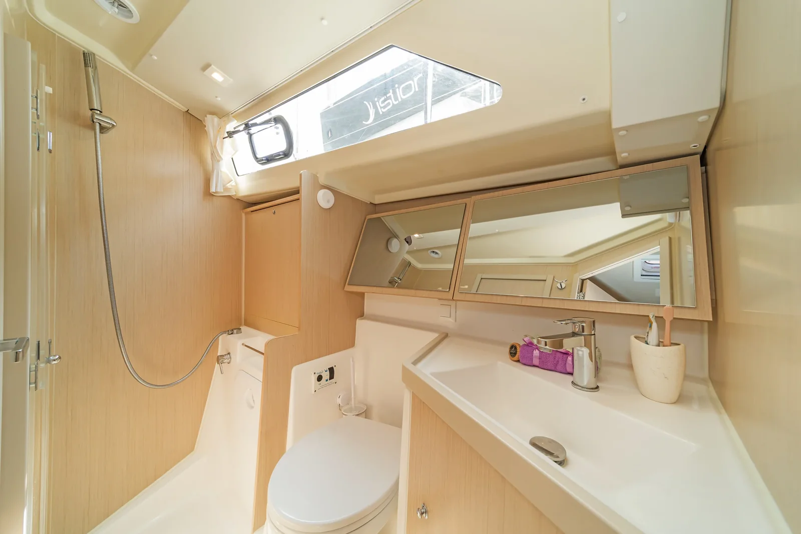 Yacht BENETEAU Oceanis 41.1 - Silver Eintzel - Foto 1