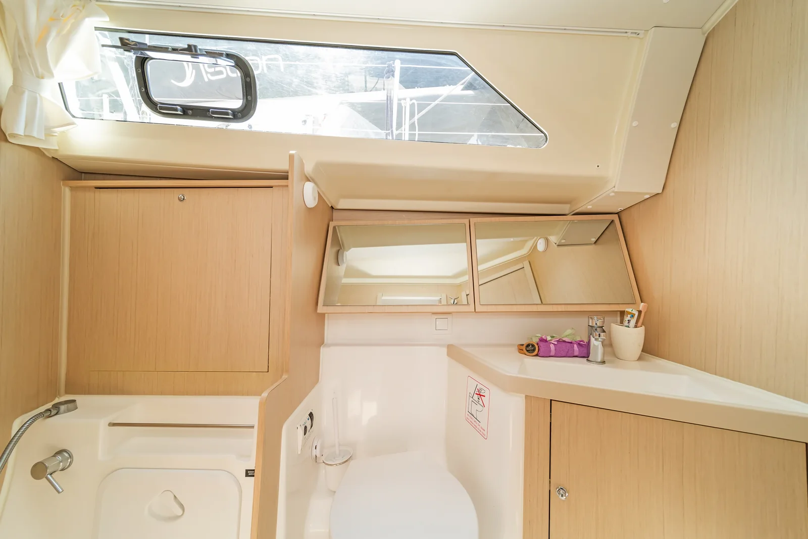 Yacht BENETEAU Oceanis 41.1 - Silver Eintzel - Foto 1