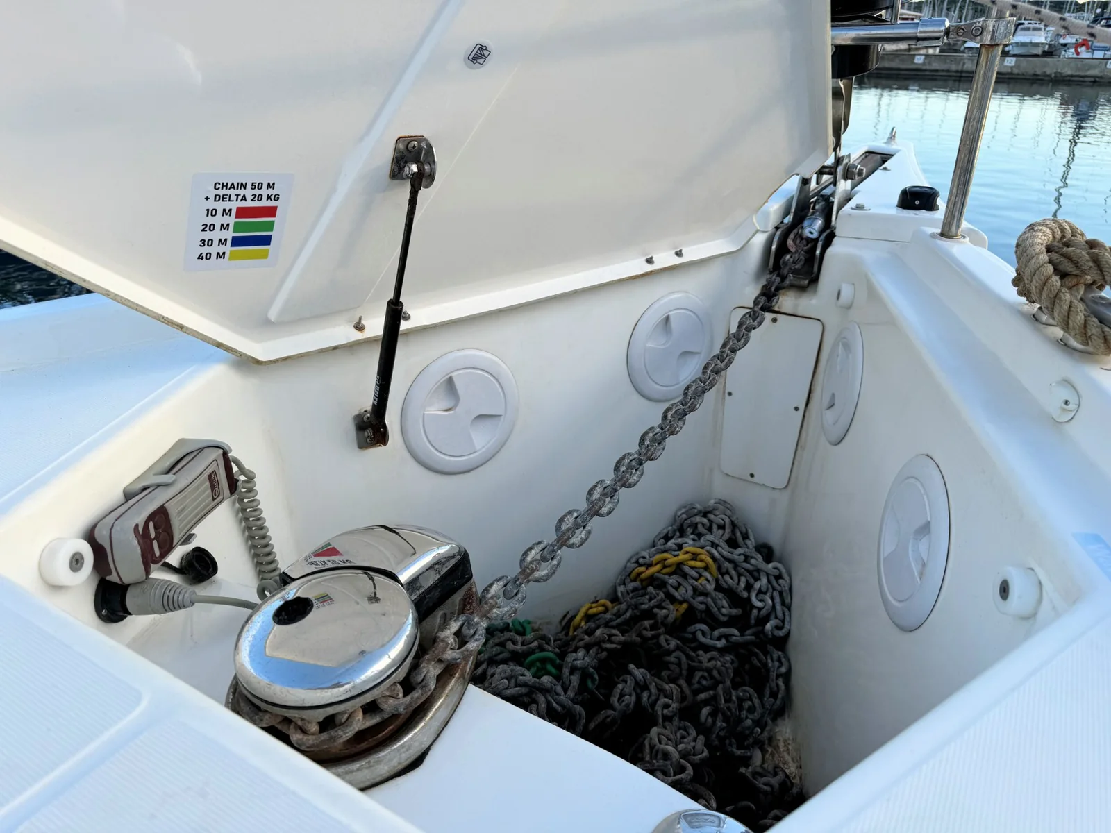 Yacht DUFOUR 430 Grand Large - Levan - Foto 1