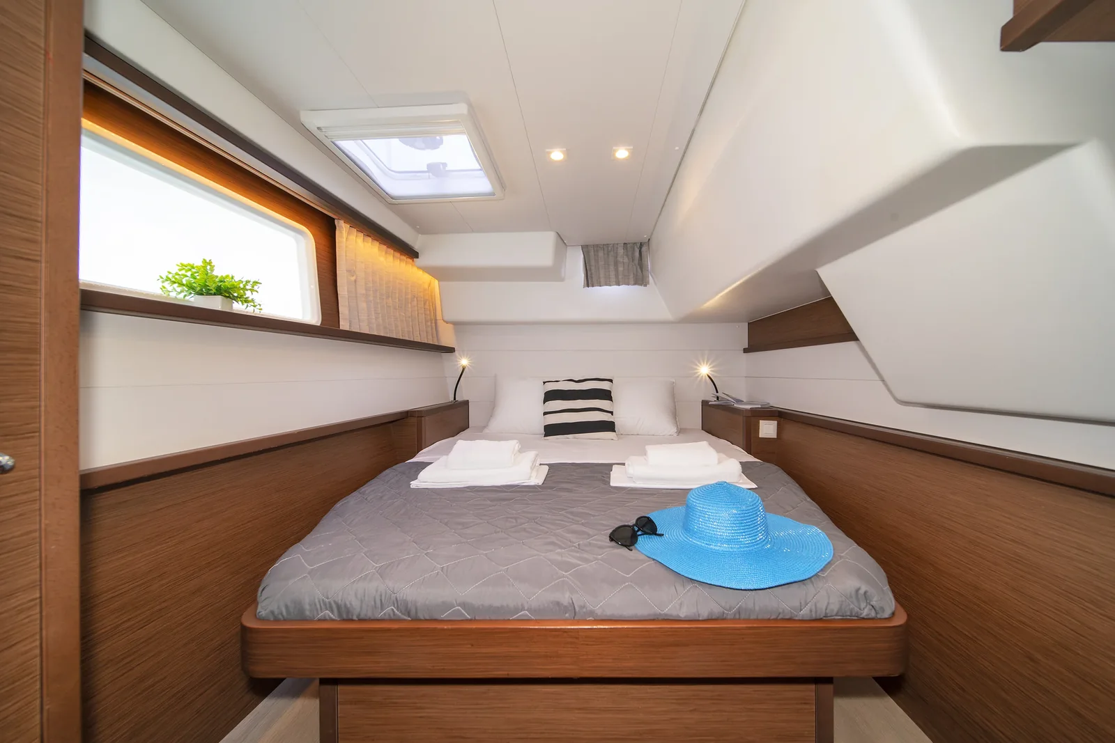 Yacht LAGOON 450 F - Thetis - Foto 1