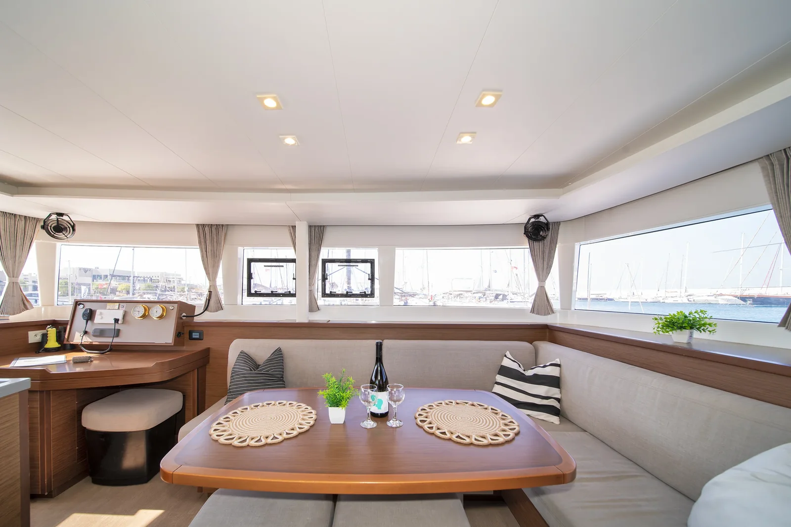 Yacht LAGOON 450 F - Thetis - Foto 1