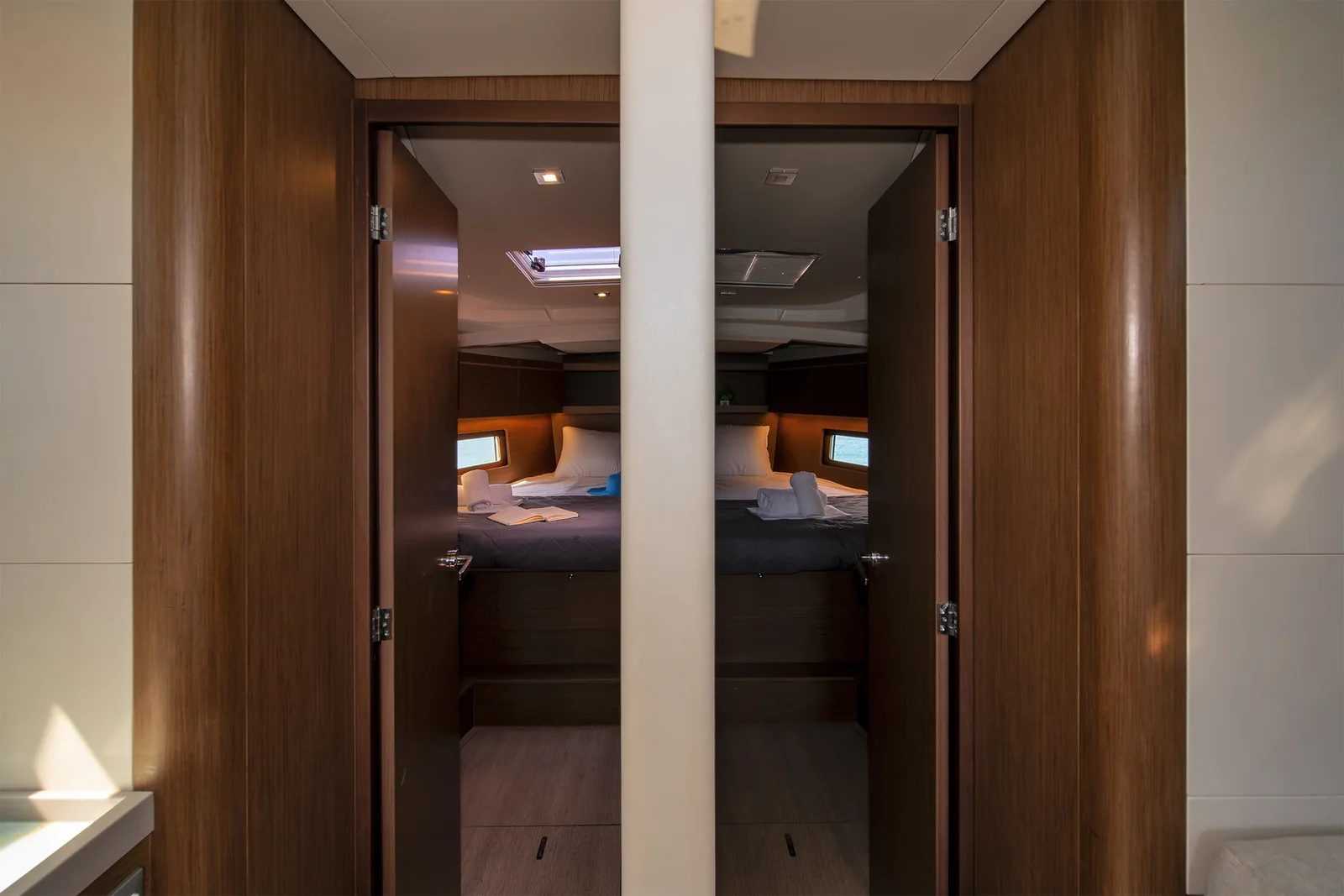 Yacht BENETEAU Oceanis 46.1 - Rebekka Blue - Foto 1