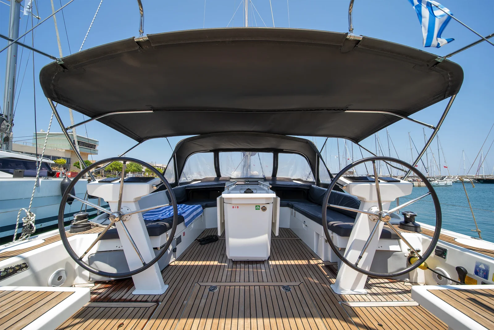 Yacht BENETEAU Oceanis 46.1 - Rebekka Blue - Foto 1
