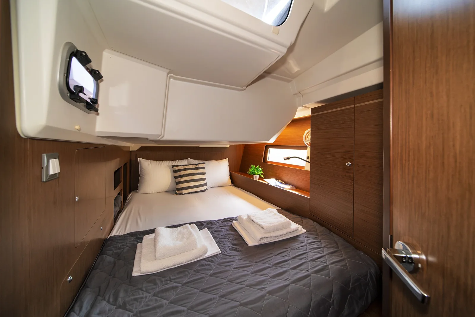 Yacht BENETEAU Oceanis 46.1 - Rebekka Blue - Foto 1