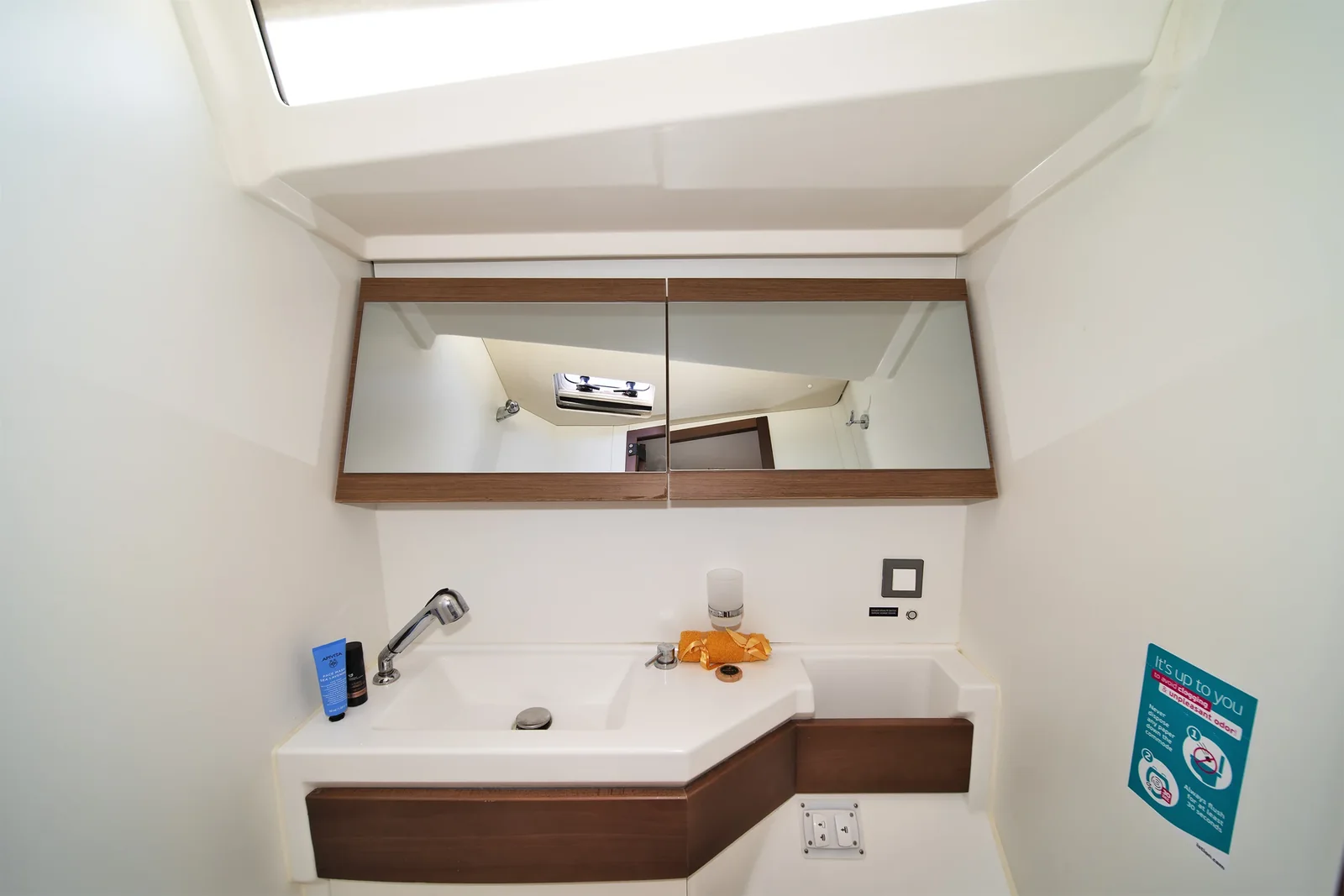 Yacht BENETEAU Oceanis 46.1 - Rebekka Blue - Foto 1