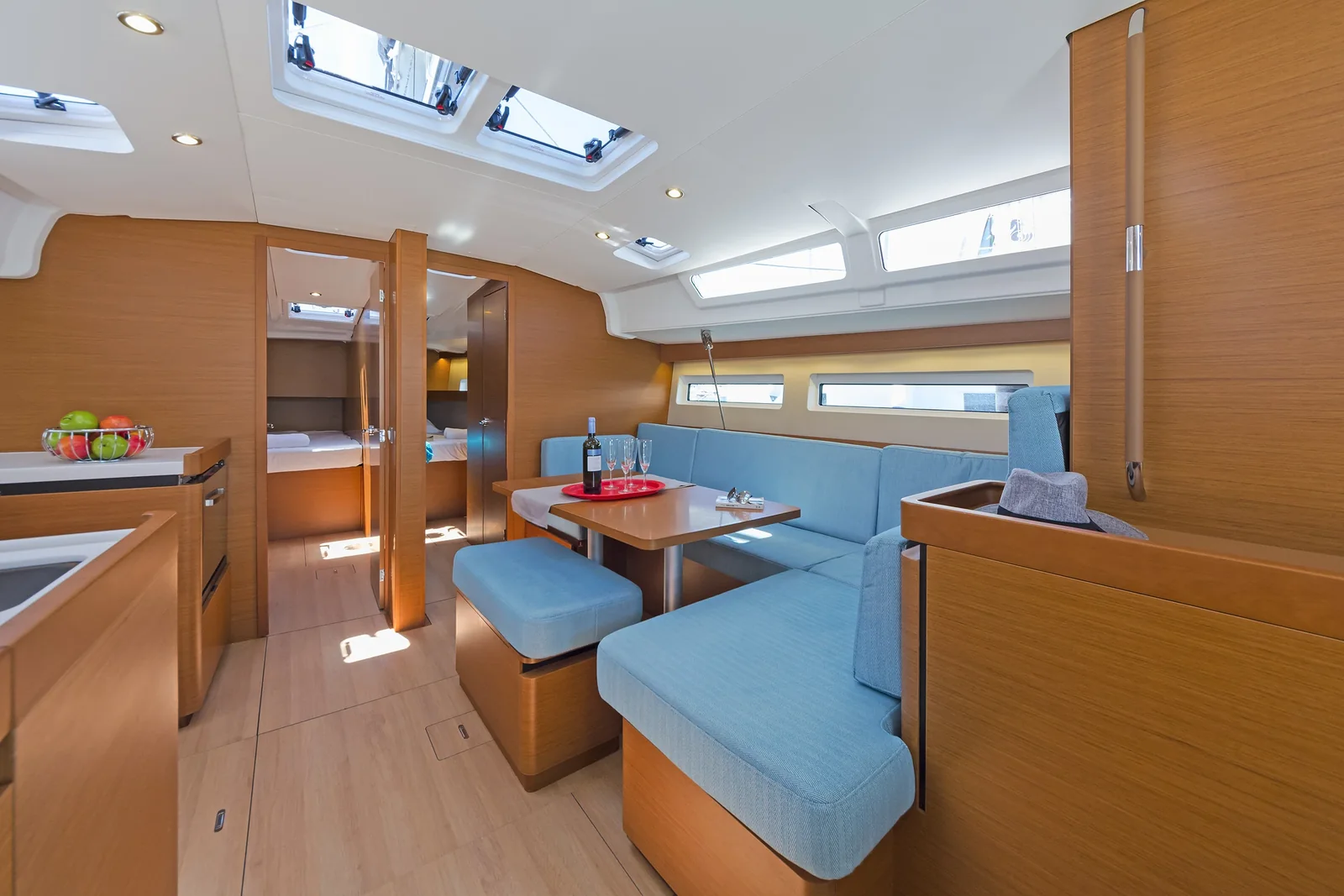 Yacht JEANNEAU Sun Odyssey 490 - Captain George - Foto 1