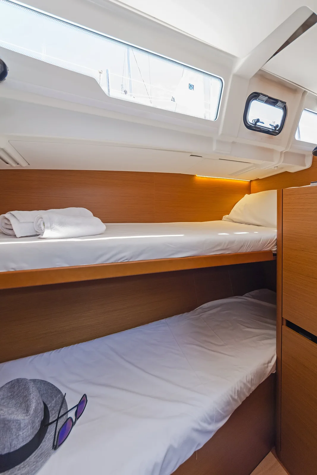 Yacht JEANNEAU Sun Odyssey 490 - Captain George - Foto 1