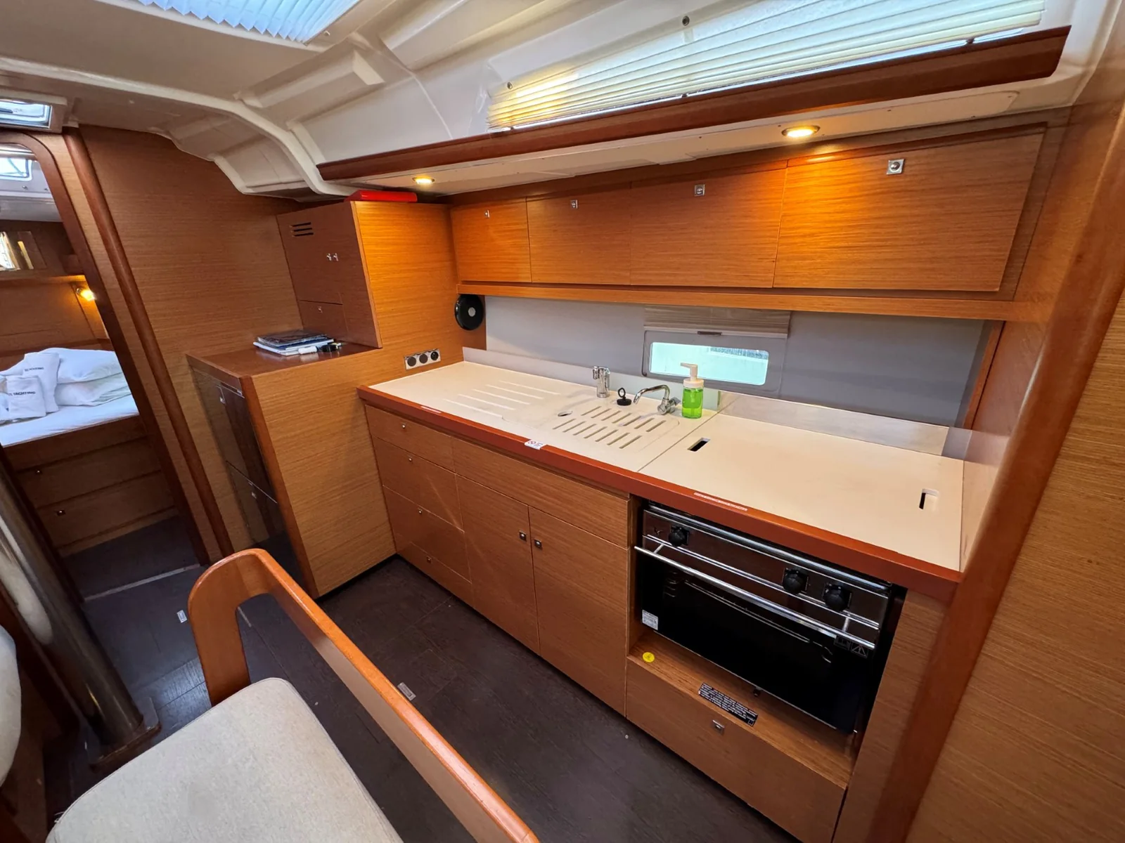 Yacht DUFOUR 430 Grand Large - Levan - Foto 1