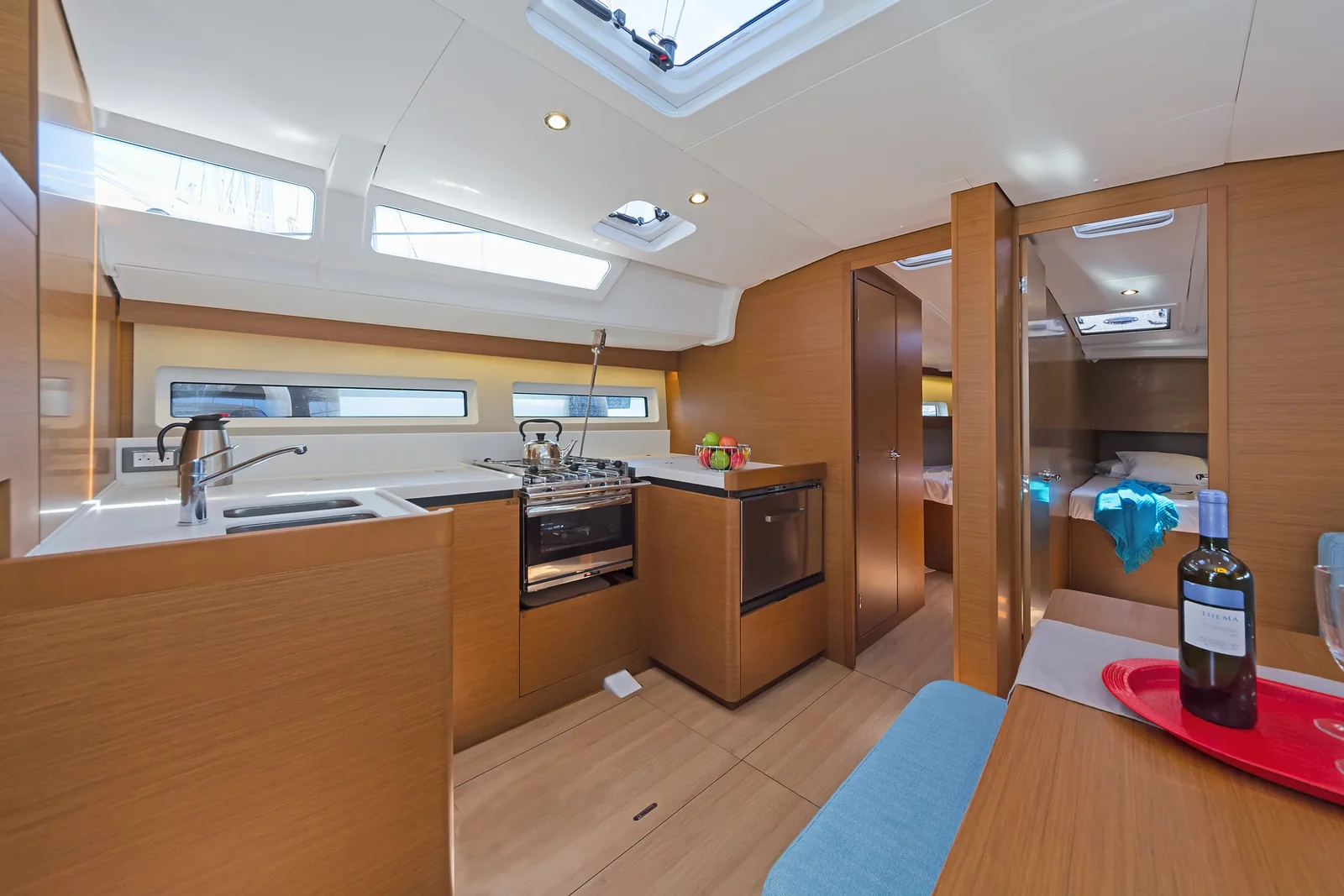 Yacht JEANNEAU Sun Odyssey 490 - Captain George - Foto 1