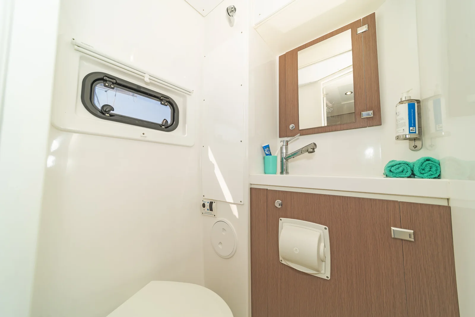 Yacht CATANA Bali 4.8 - Laguana - Foto 1